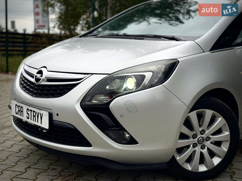 Минивэн Opel Zafira 2012 в Стрые