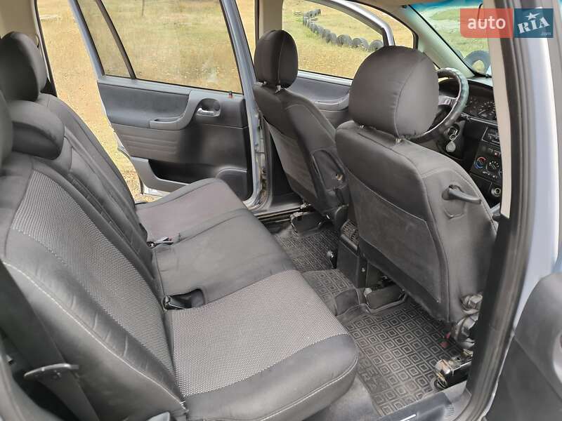 Мінівен Opel Zafira 2001 в Лозовій фото 10 Мінівен Opel Zafira 2001 в Лозовій