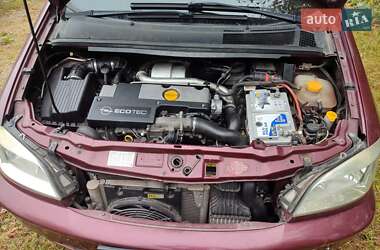 Минивэн Opel Zafira 2004 в  фото 4 Минивэн Opel Zafira 2004 в