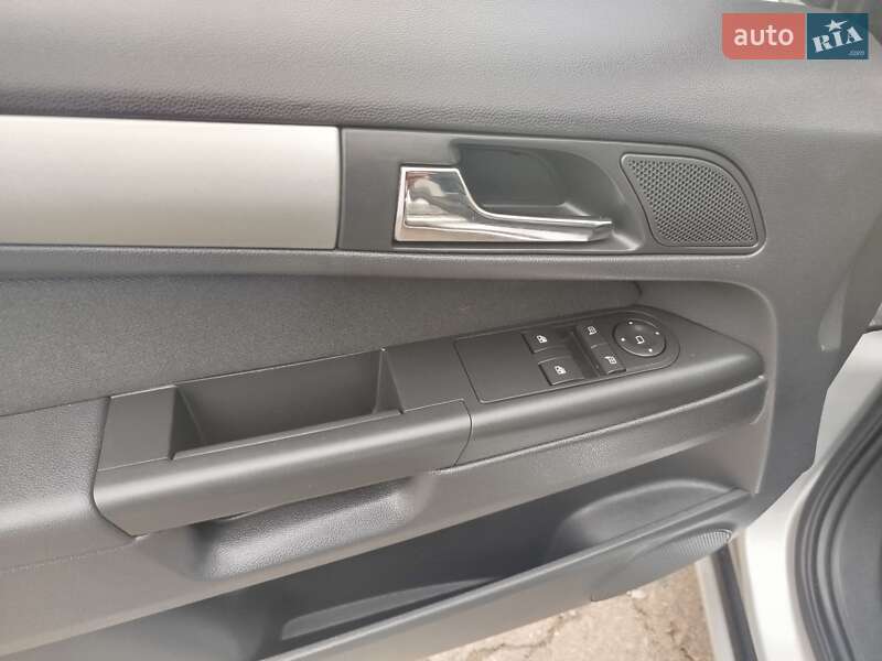 Мінівен Opel Zafira 2009 в Валках фото 4 Мінівен Opel Zafira 2009 в Валках