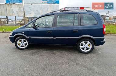 Минивэн Opel Zafira 2002 в 