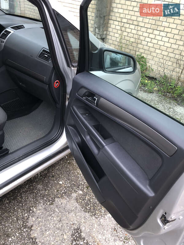 Мінівен Opel Zafira 2007 в Кам'янець-Подільському фото 20 Мінівен Opel Zafira 2007 в Кам'янець-Подільському