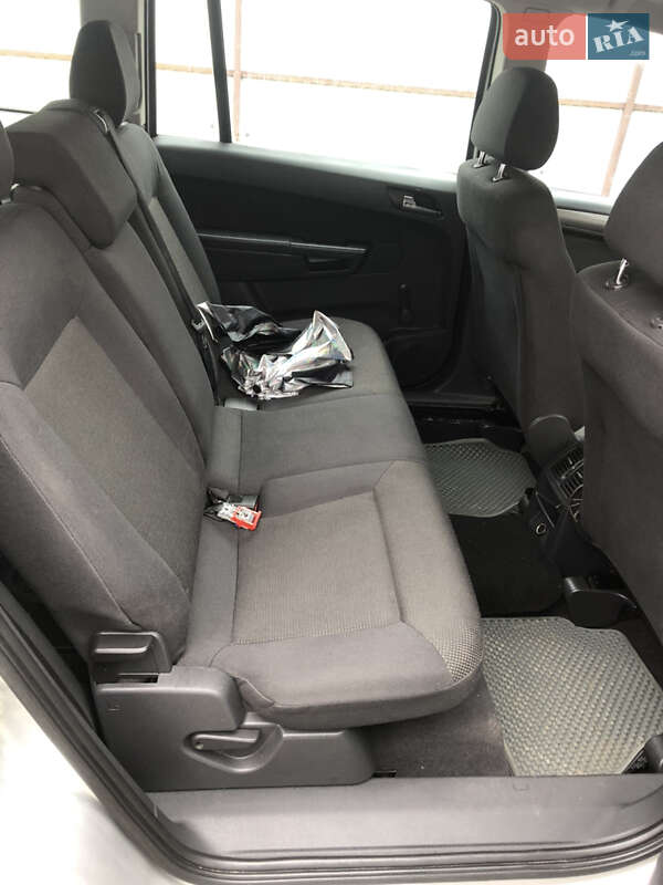 Мінівен Opel Zafira 2007 в Кам'янець-Подільському фото 26 Мінівен Opel Zafira 2007 в Кам'янець-Подільському