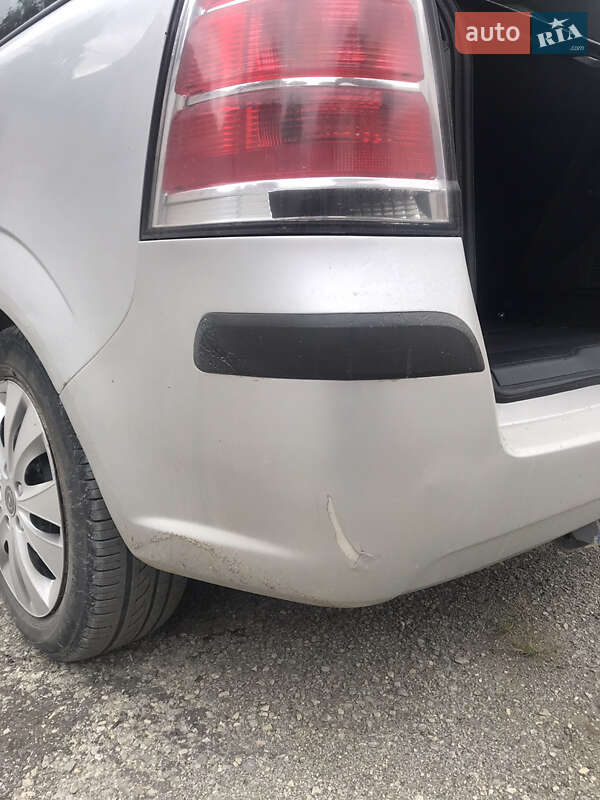 Мінівен Opel Zafira 2007 в Кам'янець-Подільському фото 35 Мінівен Opel Zafira 2007 в Кам'янець-Подільському
