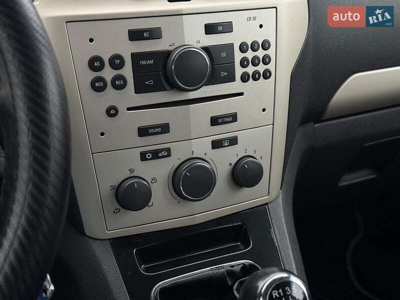 Минивэн Opel Zafira 2008 в Киеве фото 23 Минивэн Opel Zafira 2008 в Киеве