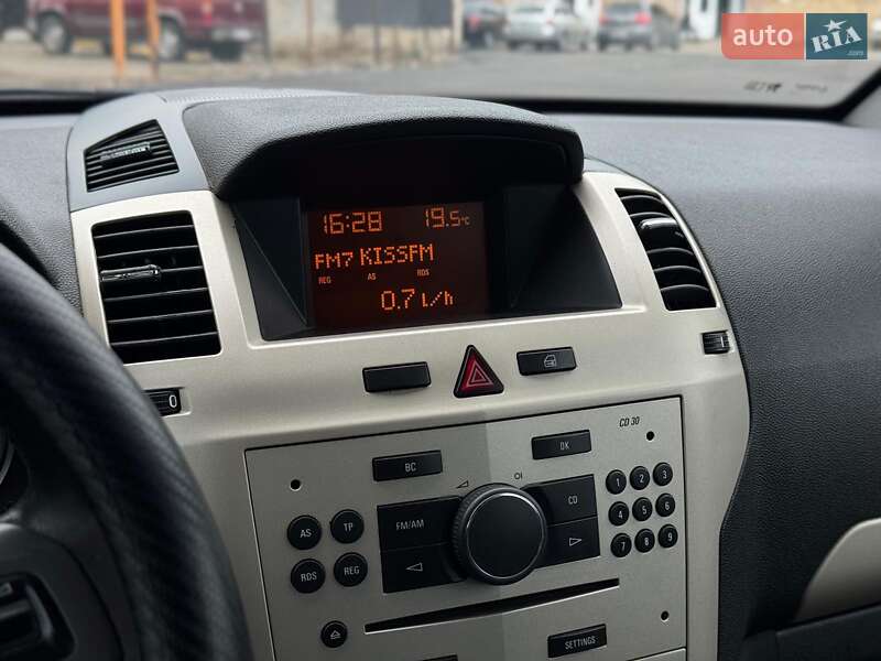 Минивэн Opel Zafira 2008 в Киеве фото 25 Минивэн Opel Zafira 2008 в Киеве