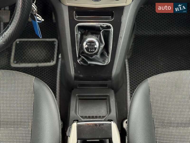 Минивэн Opel Zafira 2008 в Киеве фото 36 Минивэн Opel Zafira 2008 в Киеве