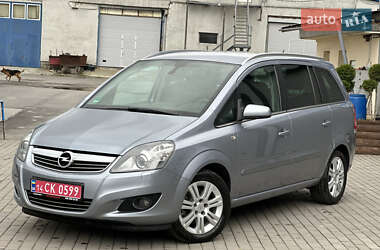 Минивэн Opel Zafira 2009 в Виннице
