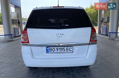 Минивэн Opel Zafira 2009 в 