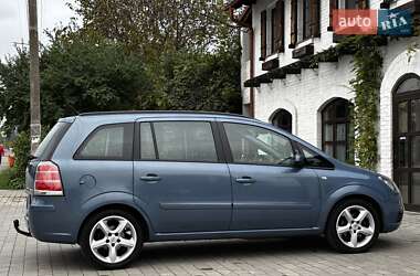 Минивэн Opel Zafira 2008 в 