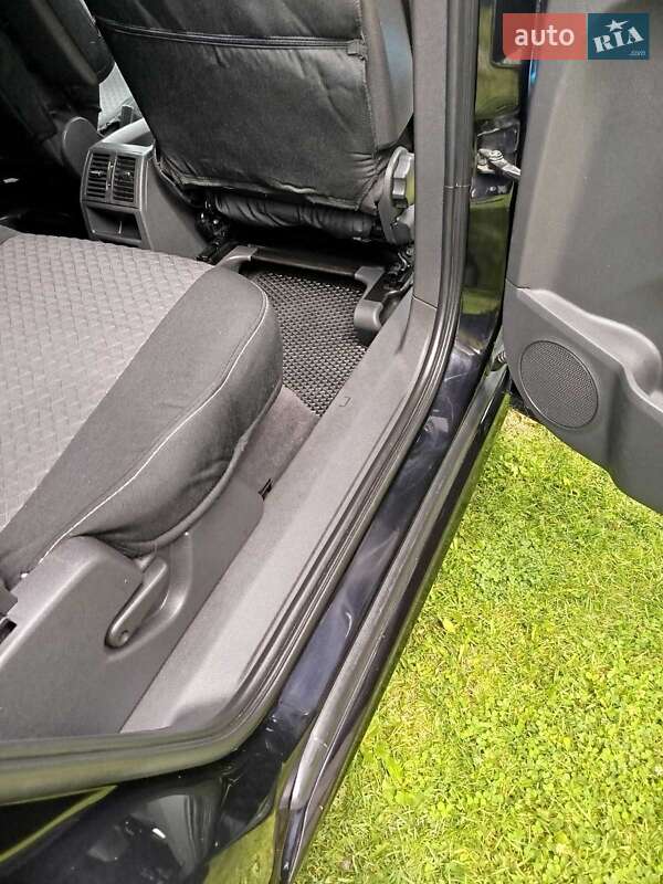 Минивэн Opel Zafira 2009 в Львове