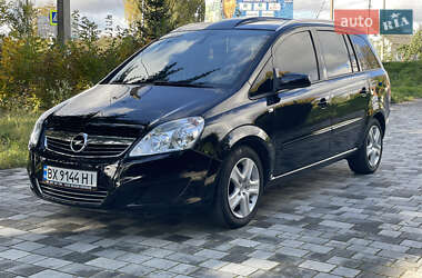 Минивэн Opel Zafira 2008 в 