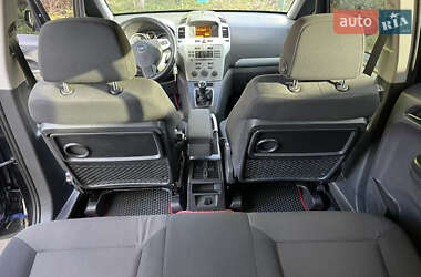 Минивэн Opel Zafira 2008 в 