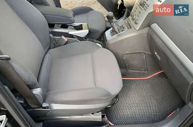Минивэн Opel Zafira 2008 в 