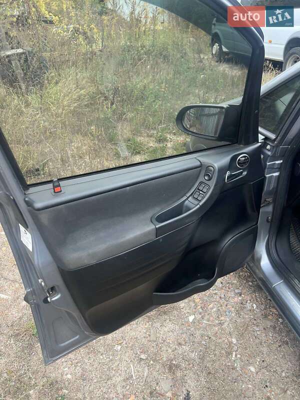 Минивэн Opel Zafira 2003 в Харькове фото 8 Минивэн Opel Zafira 2003 в Харькове