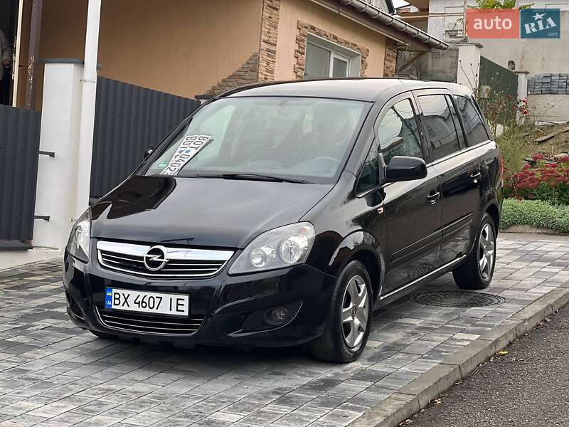 Мінівен Opel Zafira 2011 в Хмельницькому