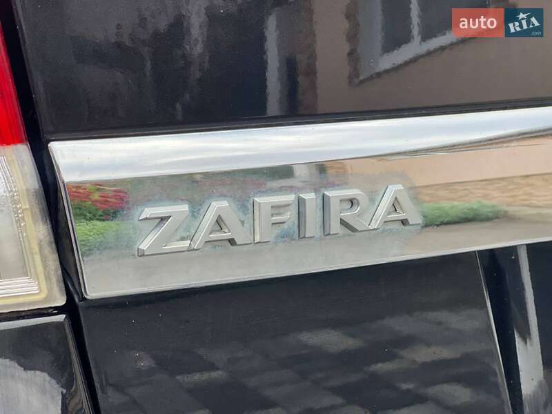 Мінівен Opel Zafira 2011 в Хмельницькому