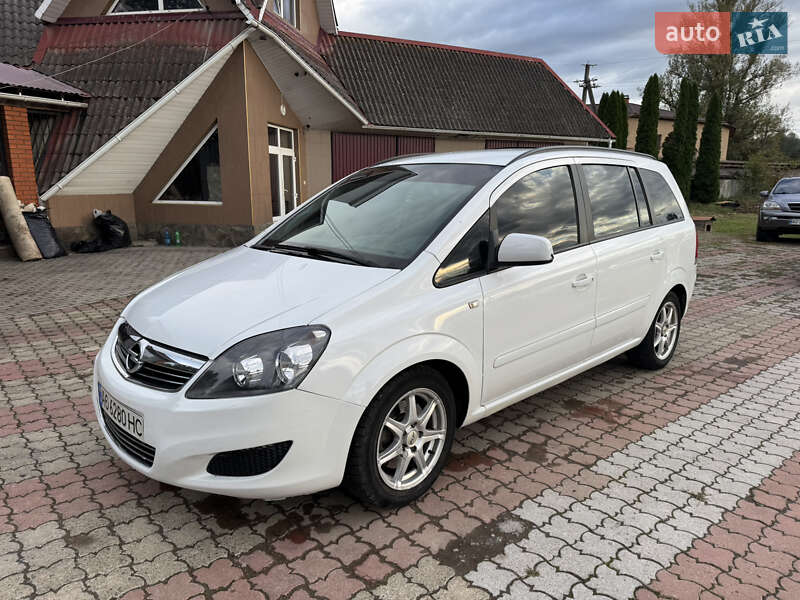 Минивэн Opel Zafira 2014 в Тересве фото 2 Минивэн Opel Zafira 2014 в Тересве