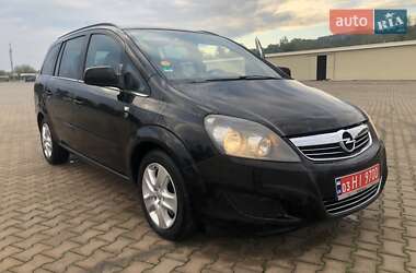 Минивэн Opel Zafira 2010 в Черновцах