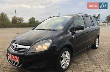 Мінівен Opel Zafira 2010 в Чернівцях