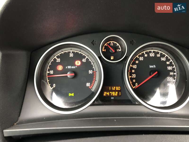 Минивэн Opel Zafira 2010 в Черновцах