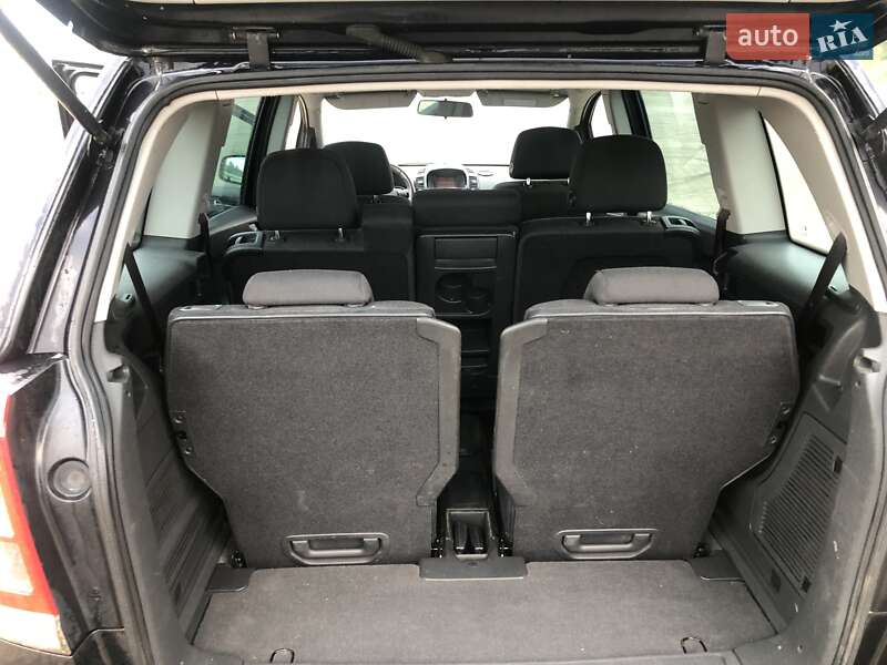 Минивэн Opel Zafira 2010 в Черновцах