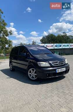 Минивэн Opel Zafira 2004 в 