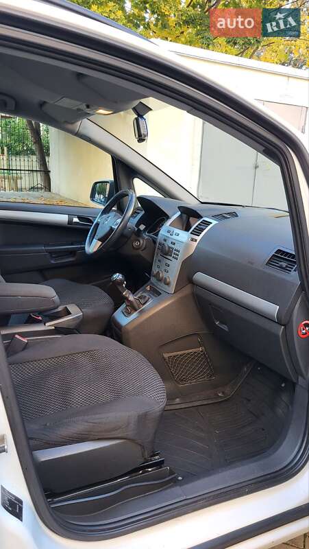 Мінівен Opel Zafira 2013 в Чернігові фото 10 Мінівен Opel Zafira 2013 в Чернігові