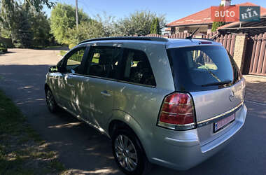 Минивэн Opel Zafira 2007 в 