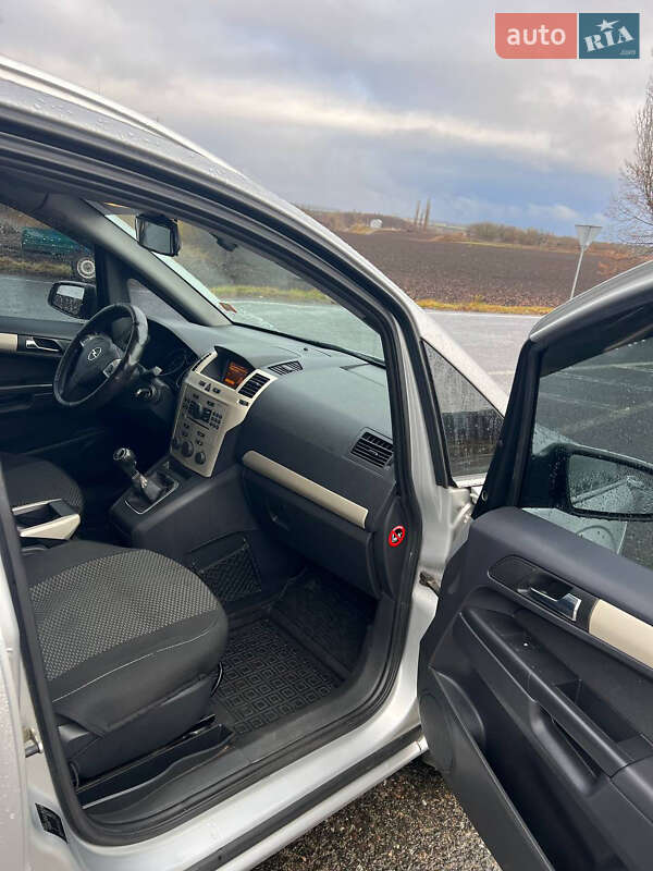 Минивэн Opel Zafira 2008 в Черкассах фото 13 Минивэн Opel Zafira 2008 в Черкассах