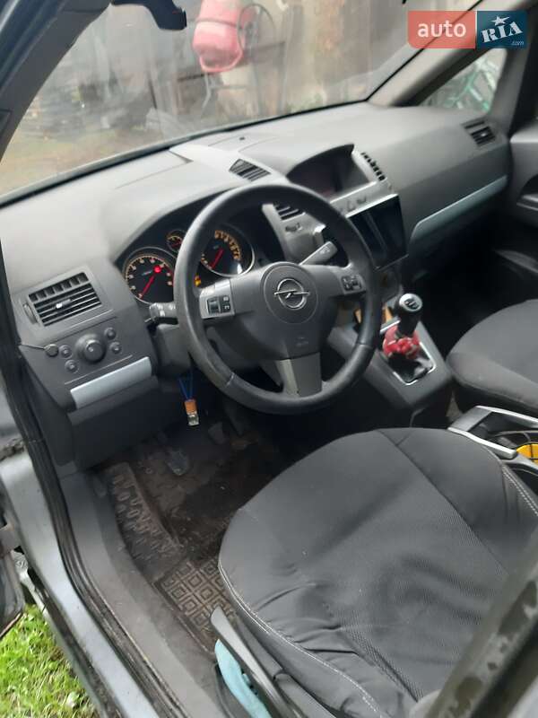 Минивэн Opel Zafira 2006 в Шептицькому