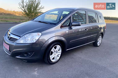 Минивэн Opel Zafira 2009 в 