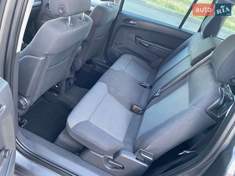 Мінівен Opel Zafira 2009 в Вінниці