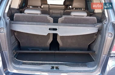 Минивэн Opel Zafira 2006 в 