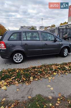 Мінівен Opel Zafira 2009 в 