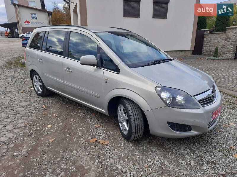 Минивэн Opel Zafira 2010 в Калуше фото 20 Минивэн Opel Zafira 2010 в Калуше