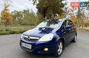 Мінівен Opel Zafira 2010 в Бучі
