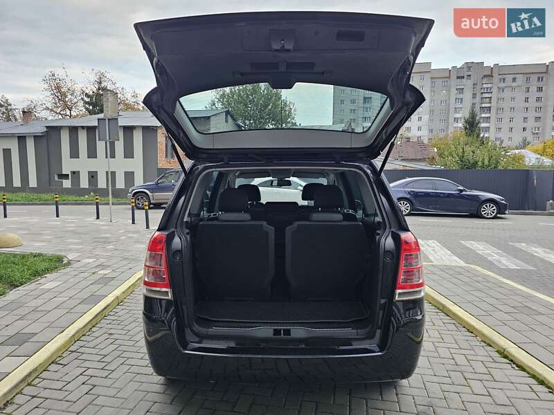 Мінівен Opel Zafira 2010 в Львові фото 12 Мінівен Opel Zafira 2010 в Львові