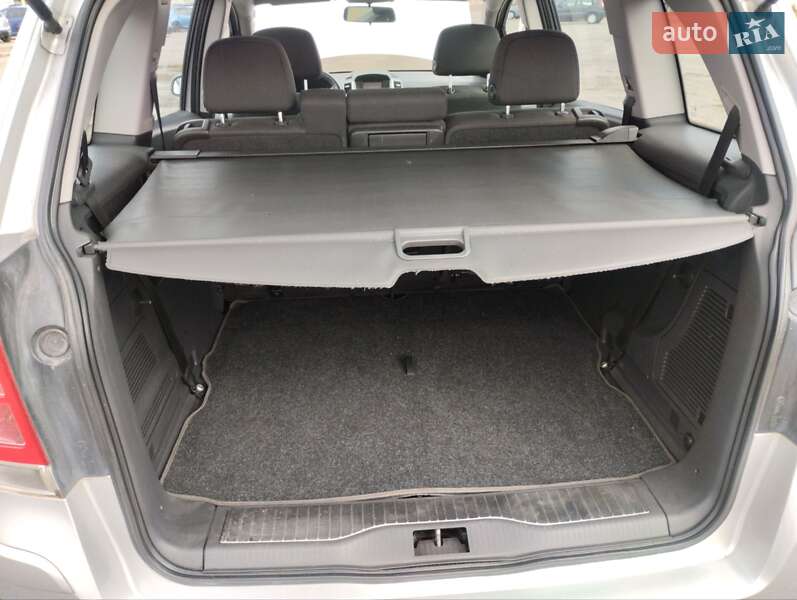 Мінівен Opel Zafira 2009 в Вінниці фото 6 Мінівен Opel Zafira 2009 в Вінниці