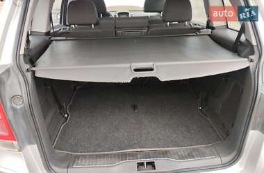 Минивэн Opel Zafira 2009 в 