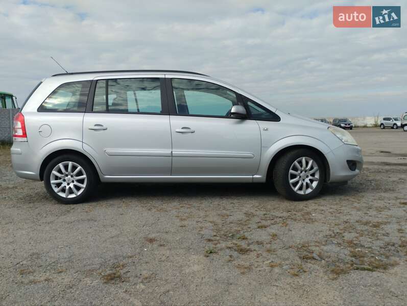 Мінівен Opel Zafira 2009 в Вінниці фото 18 Мінівен Opel Zafira 2009 в Вінниці