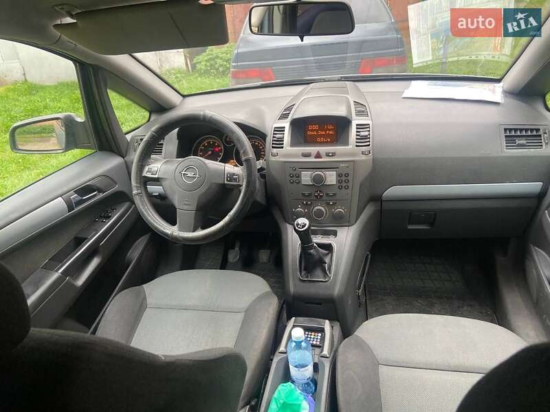 Мінівен Opel Zafira 2006 в Дрогобичі
