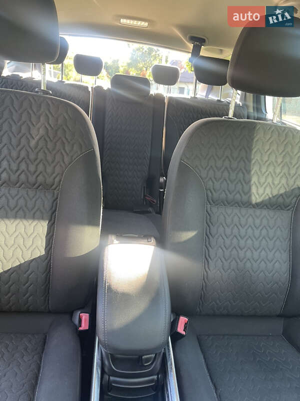 Мінівен Opel Zafira 2014 в Львові