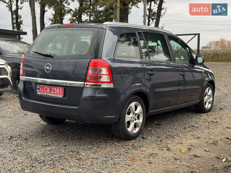 Минивэн Opel Zafira 2009 в Умани
