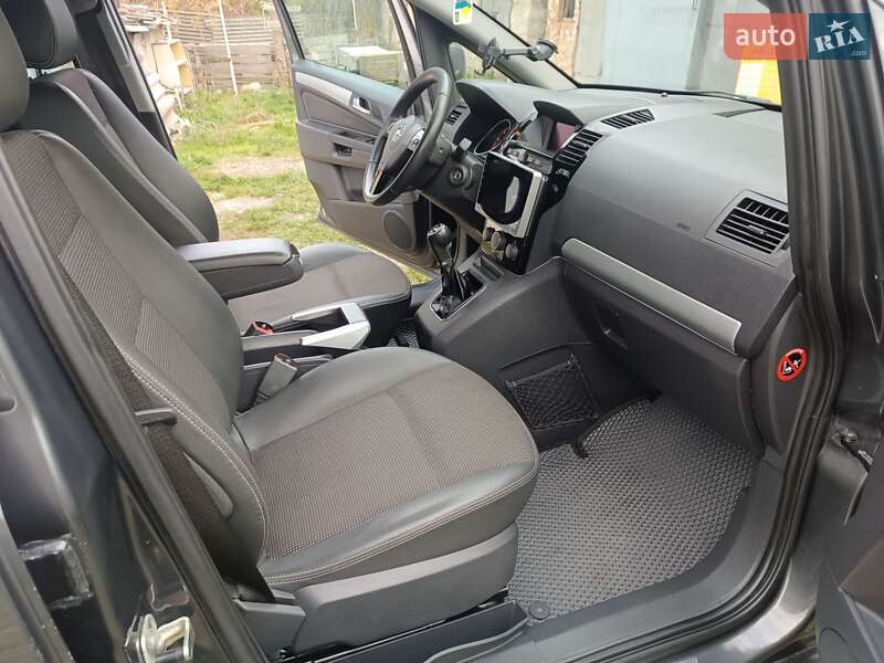 Минивэн Opel Zafira 2011 в Шаргороде фото 12 Минивэн Opel Zafira 2011 в Шаргороде