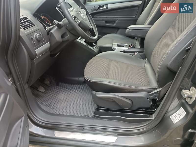 Минивэн Opel Zafira 2011 в Шаргороде фото 17 Минивэн Opel Zafira 2011 в Шаргороде
