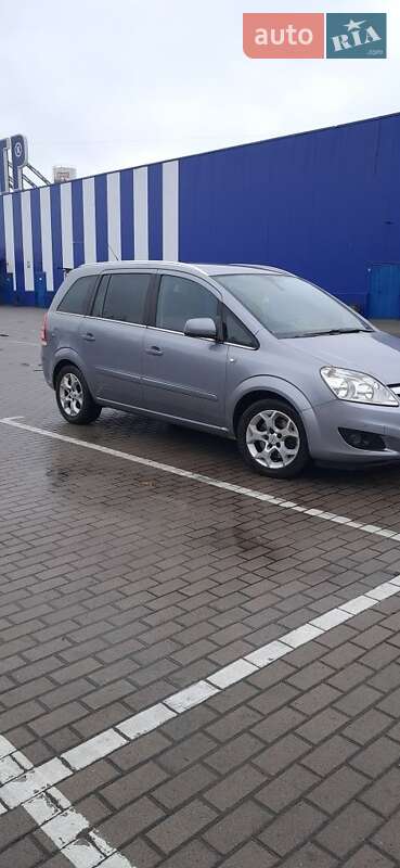 Минивэн Opel Zafira 2011 в Дубно фото 4 Минивэн Opel Zafira 2011 в Дубно