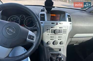 Мінівен Opel Zafira 2011 в  фото 9 Мінівен Opel Zafira 2011 в