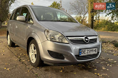 Мінівен Opel Zafira 2010 в Новому Бузі
