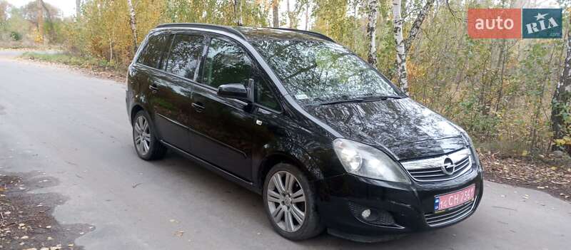 Минивэн Opel Zafira 2006 в Виннице